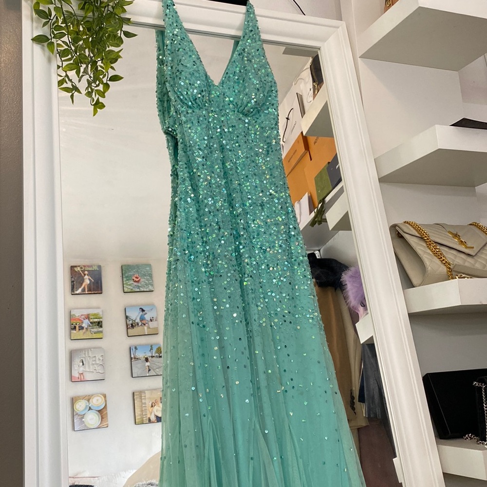 Beautiful Turquoise sparkly prom dress